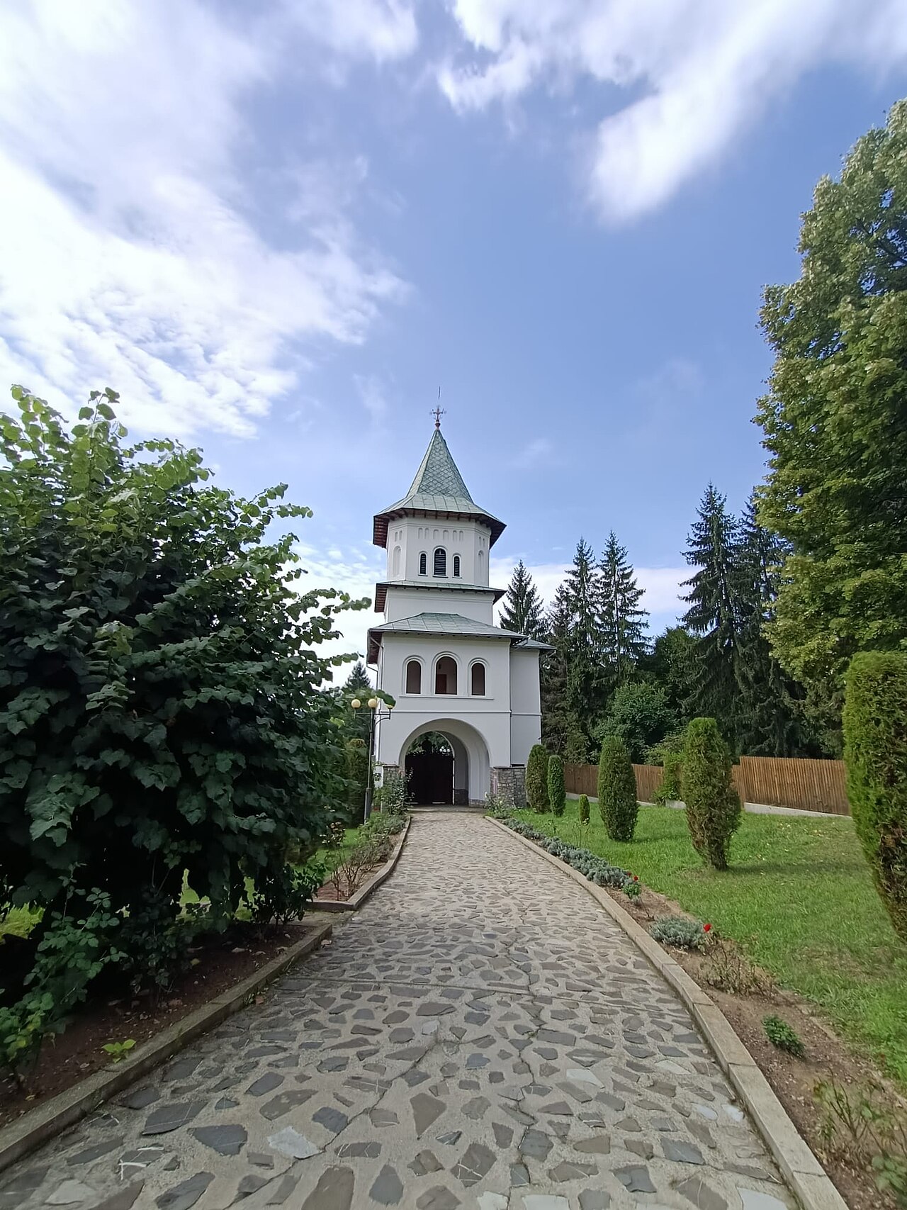 Mănăstirea Văleni